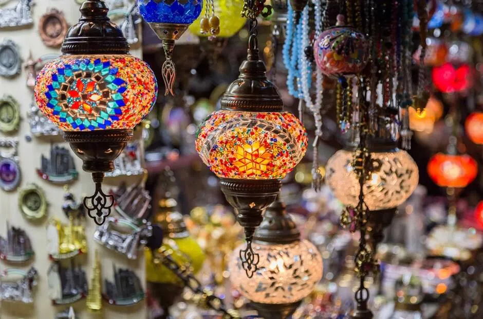 تصویری از بازار مینا در منطقه بر دبی